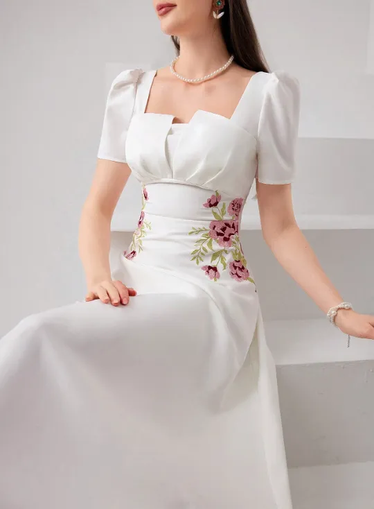 SHIRLEY FLORAL MIDI DRESS 🌹 sold by hitheredarling product image thumbnail 5