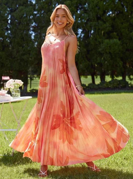 PHOBIE FLORAL MAXI DRESS sold by hitheredarling product image thumbnail 2