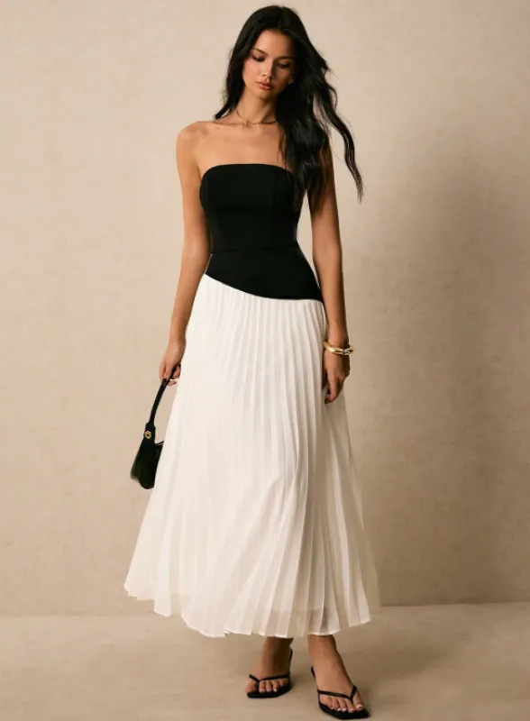 MONTY BLACK & WHITE DRESS sold by hitheredarling