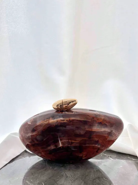 Coralisee - Clutch sold by hitheredarling product image thumbnail 2
