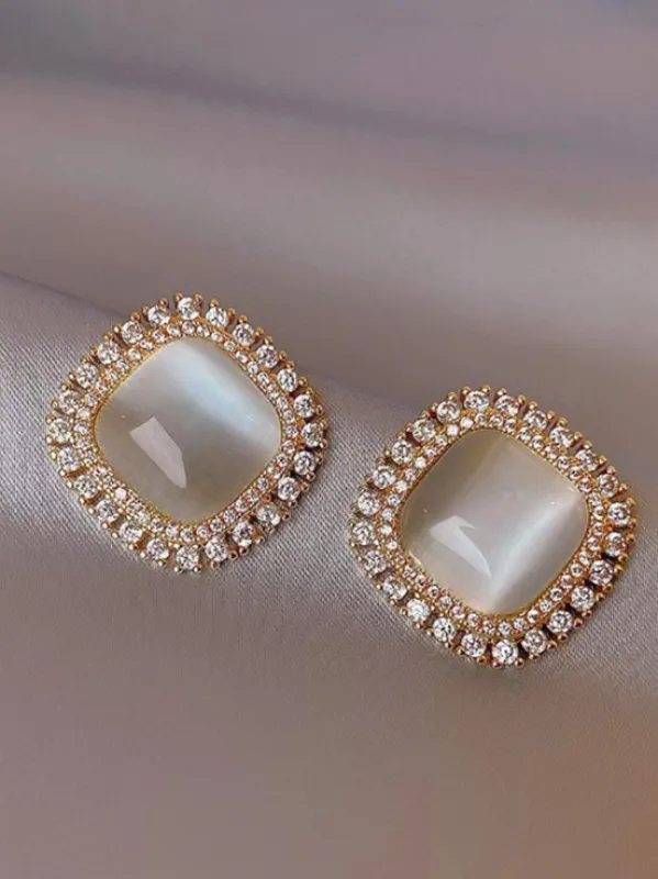Alyssa Earrings made by hitheredarling