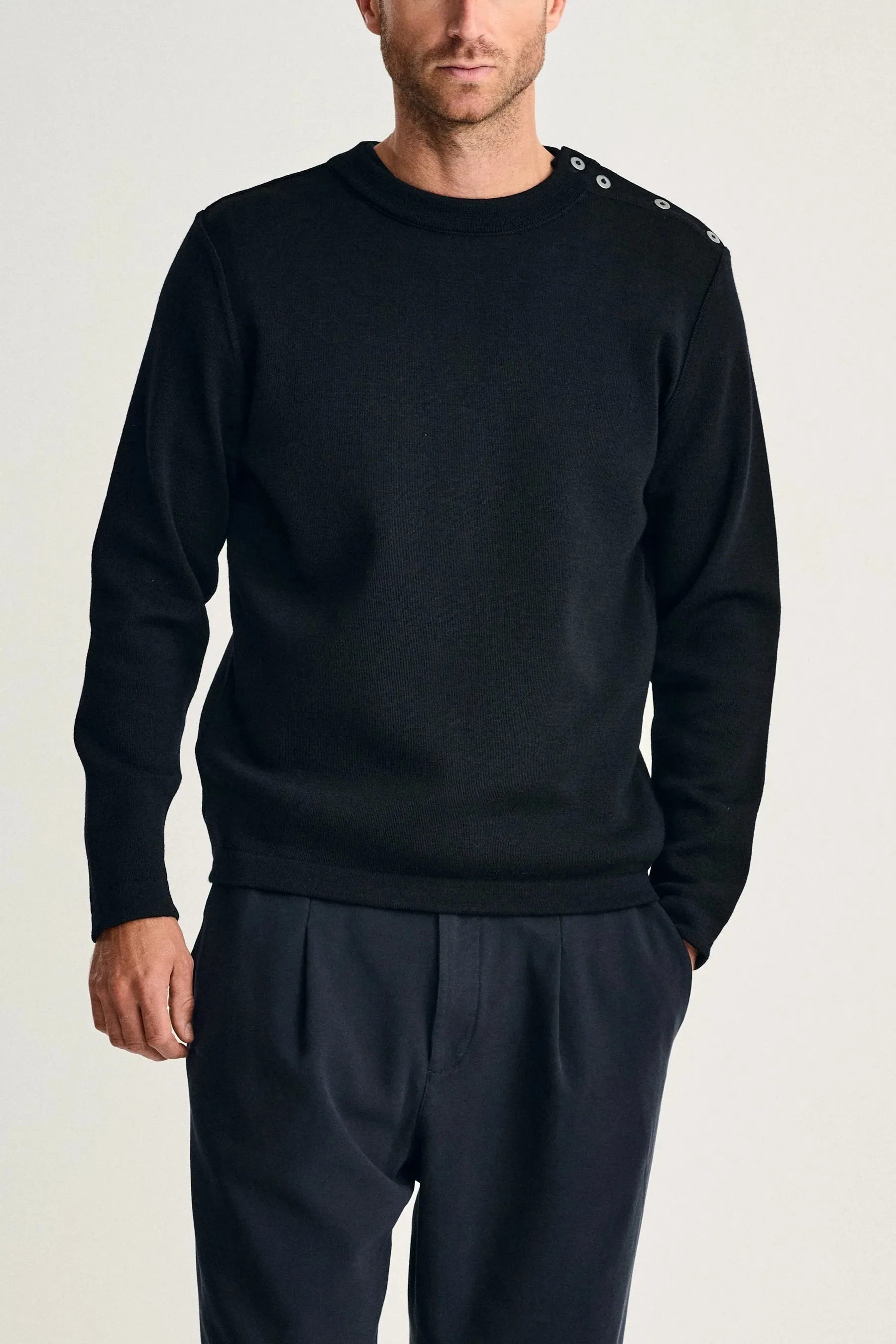 NAVAL crew neck | rund hals, navy blue sold by S.N.S HERNING product image thumbnail 5