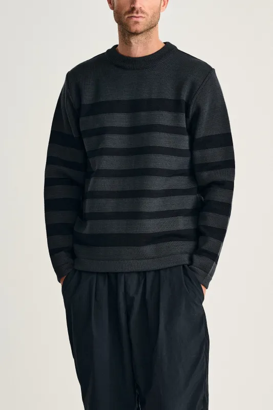 GIVEN-III crew neck | rund hals, molten grey / navy blue sold by S.N.S HERNING