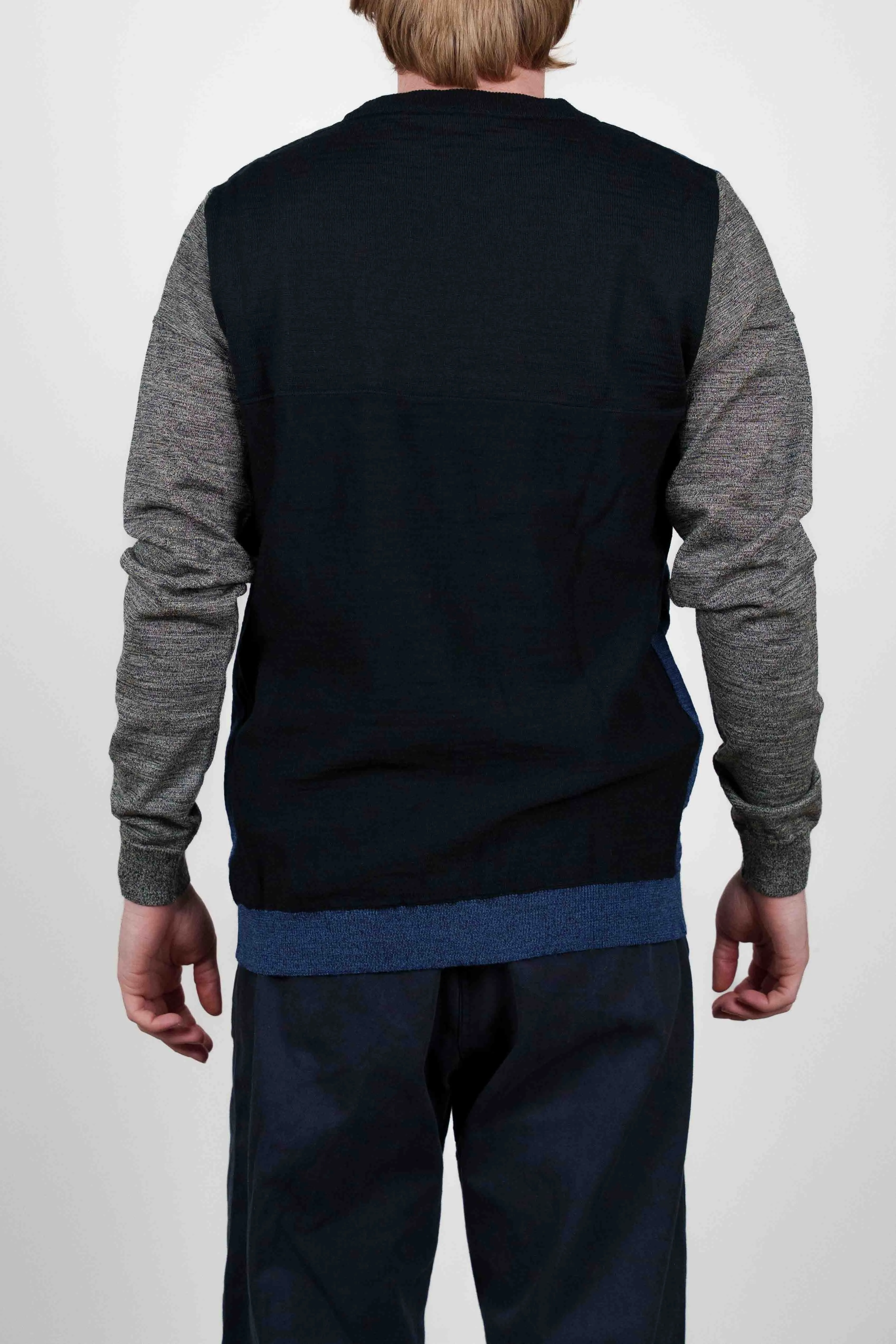 MIGRATION crew neck, blue static block sold by S.N.S HERNING product image thumbnail 4