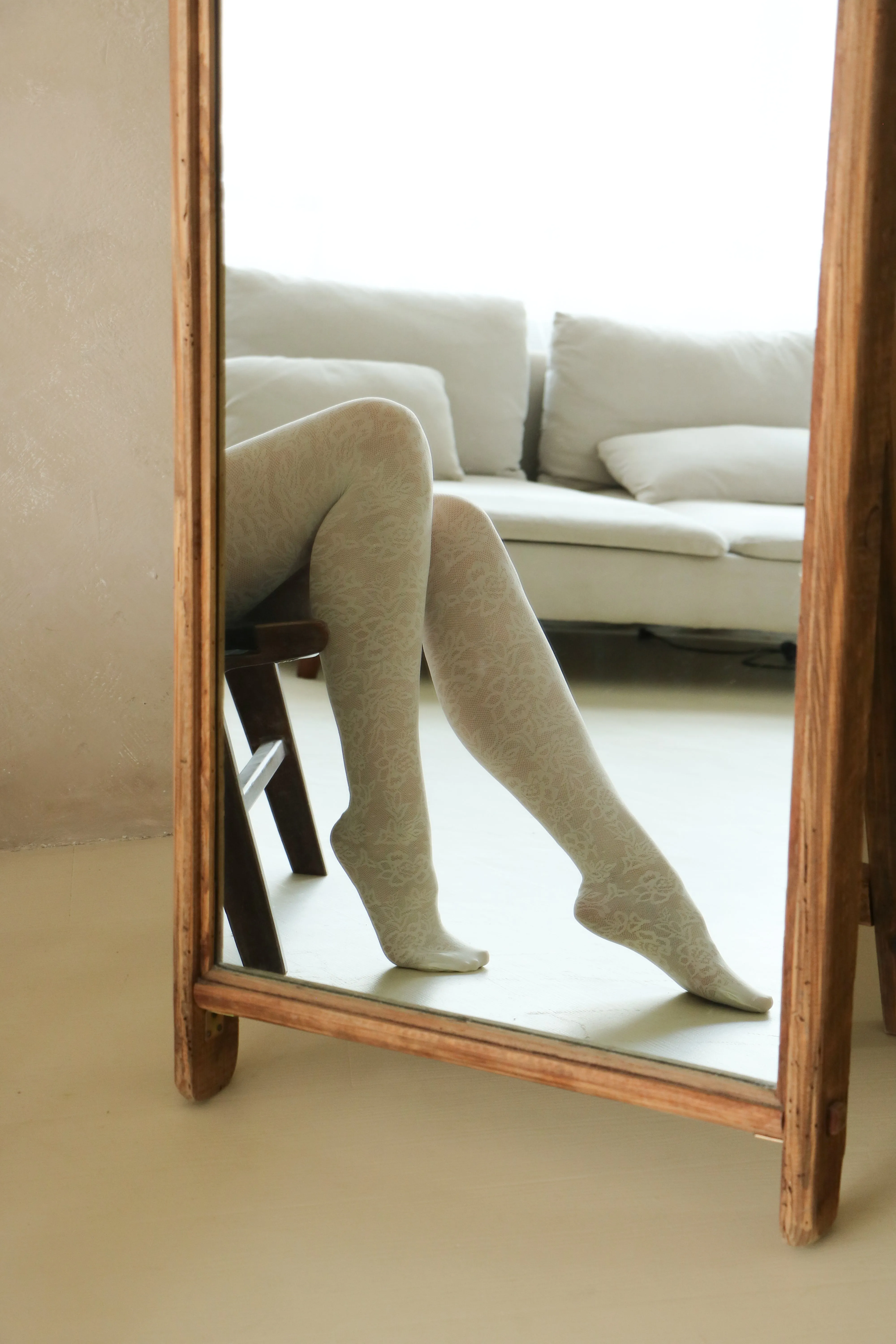 Floral Lace Contour Shaping Tights in Creamy White sold by From Rachel product image thumbnail 4