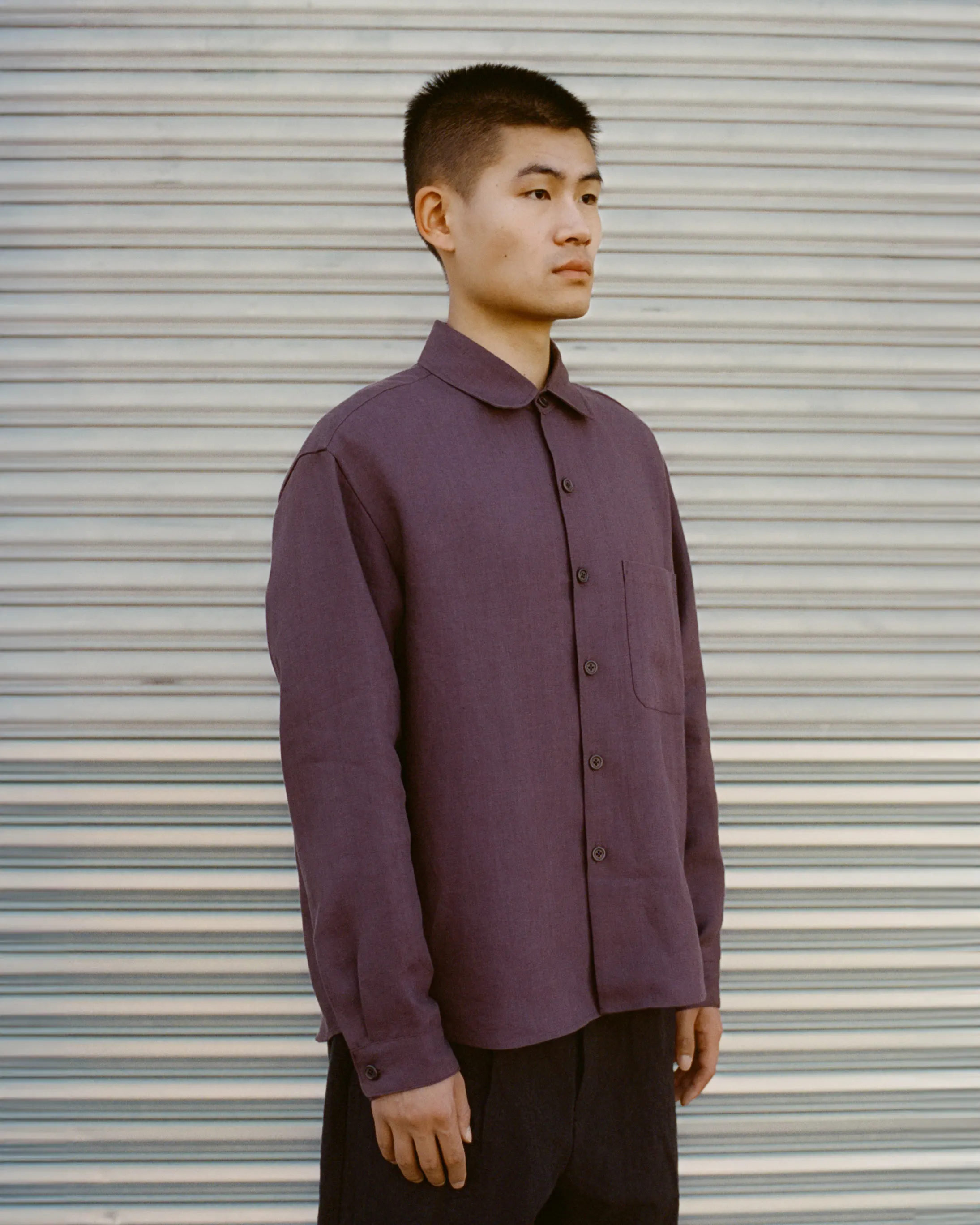 Tent Shirt in Aubergine Linen sold by Of Nothing product image thumbnail 3