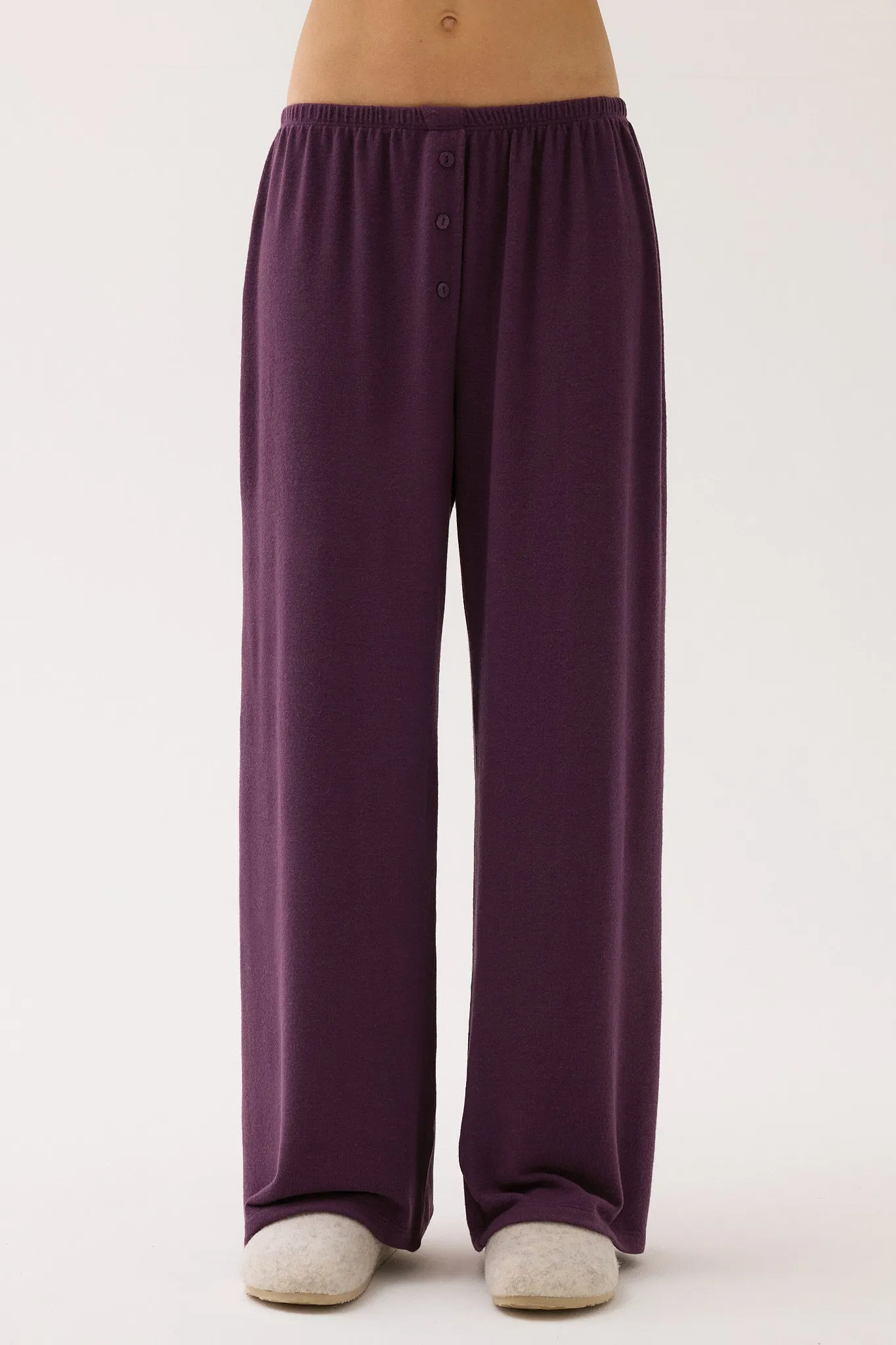 Wide-leg cruiser sold by Tea You product image thumbnail 3