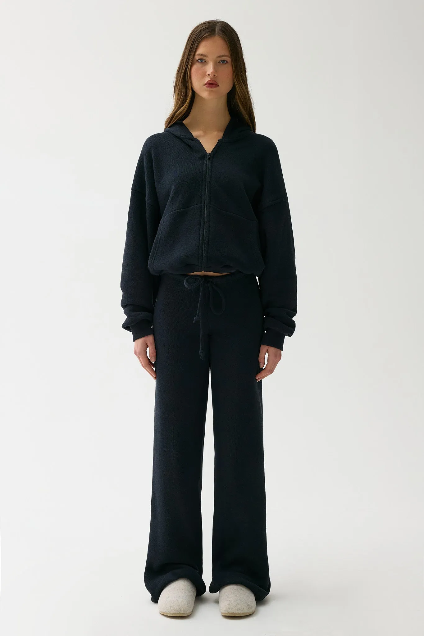 The Lazy Zip sold by Tea You product image thumbnail 3