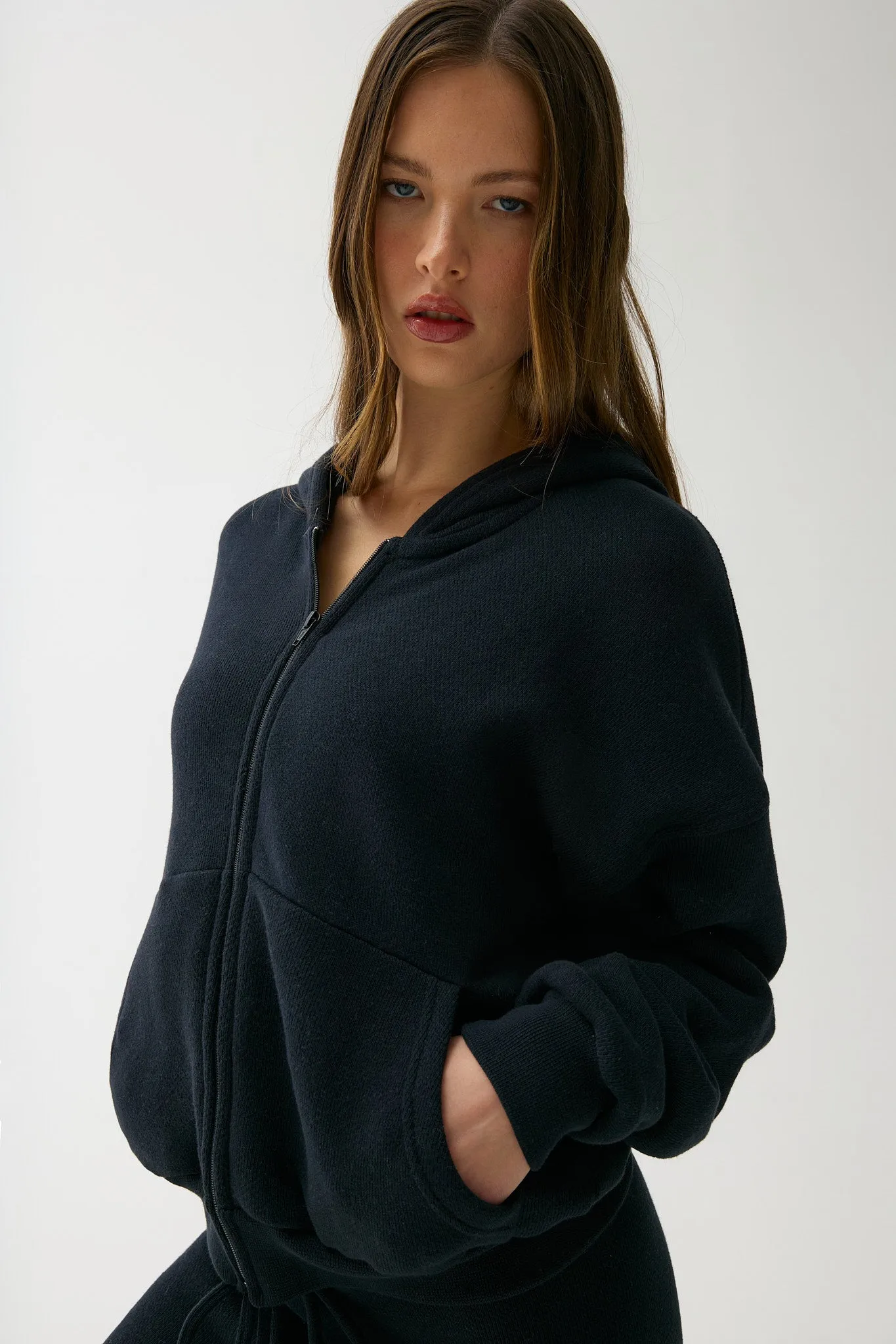 The Lazy Zip sold by Tea You product image thumbnail 2