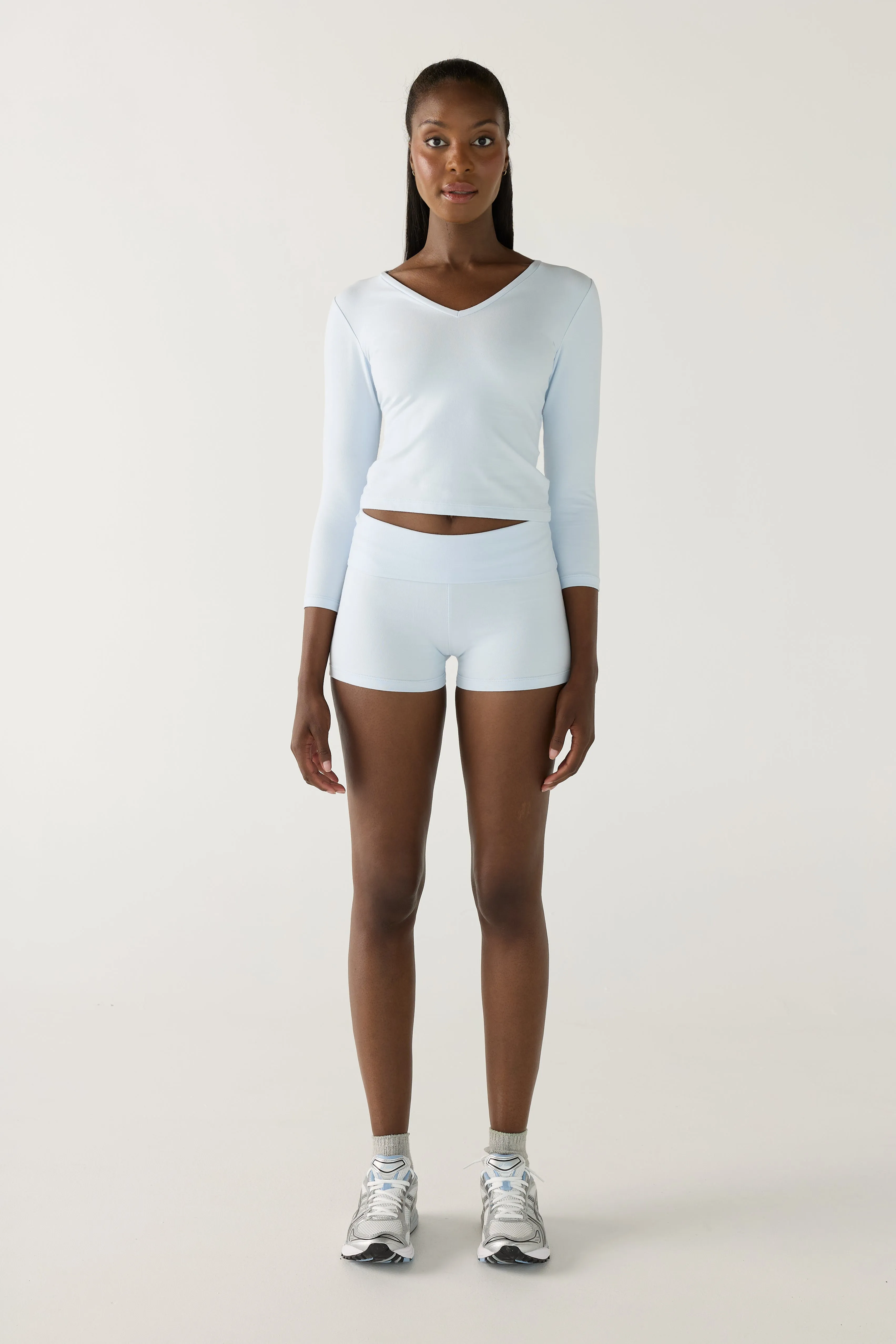 Leia V-Neck sold by Tea You product image thumbnail 3