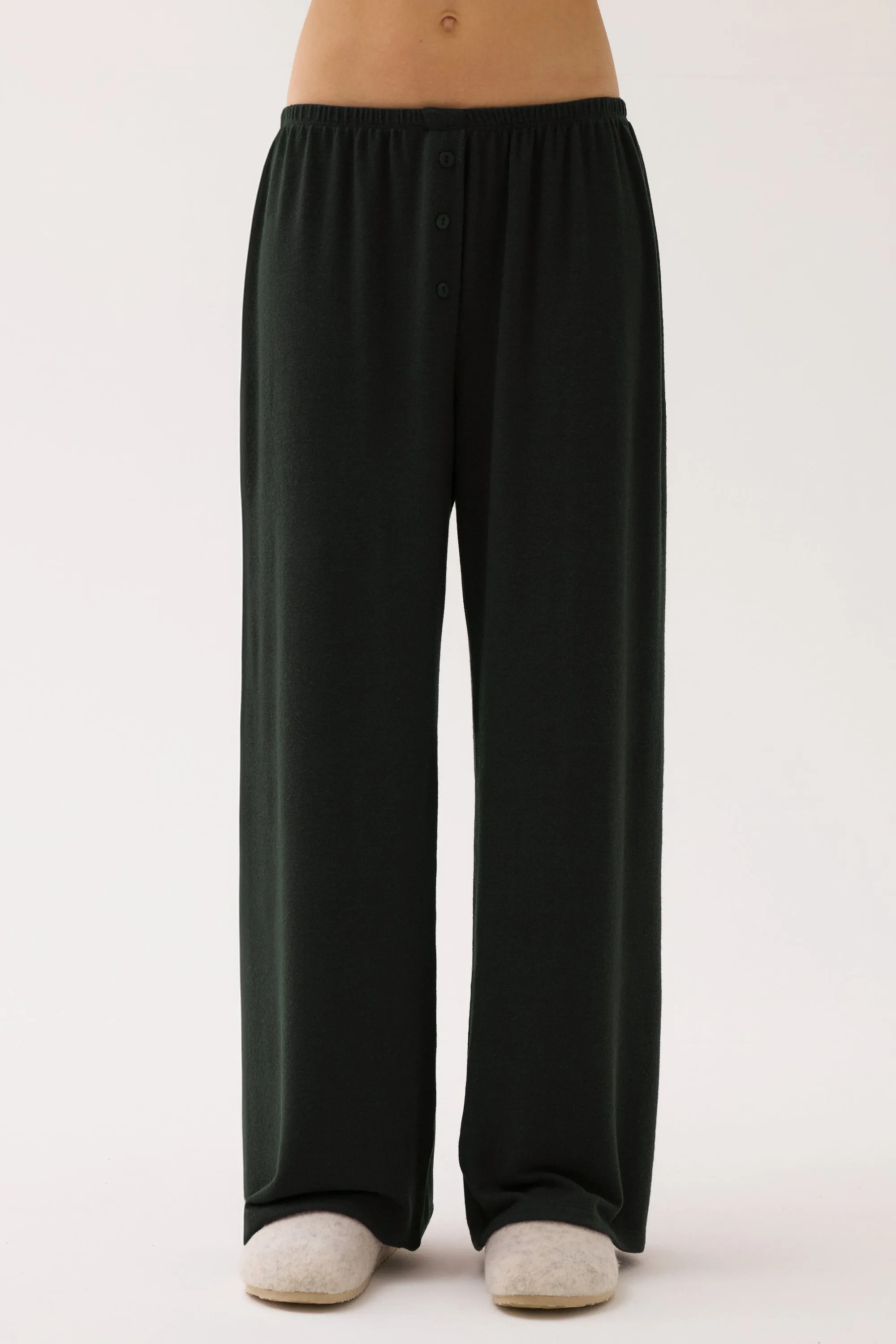 Wide-leg cruiser sold by Tea You