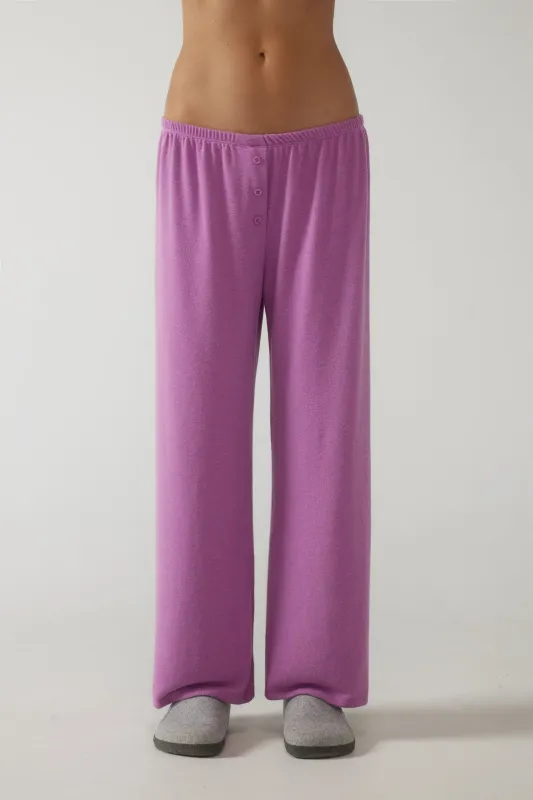 Wide-leg cruiser sold by Tea You