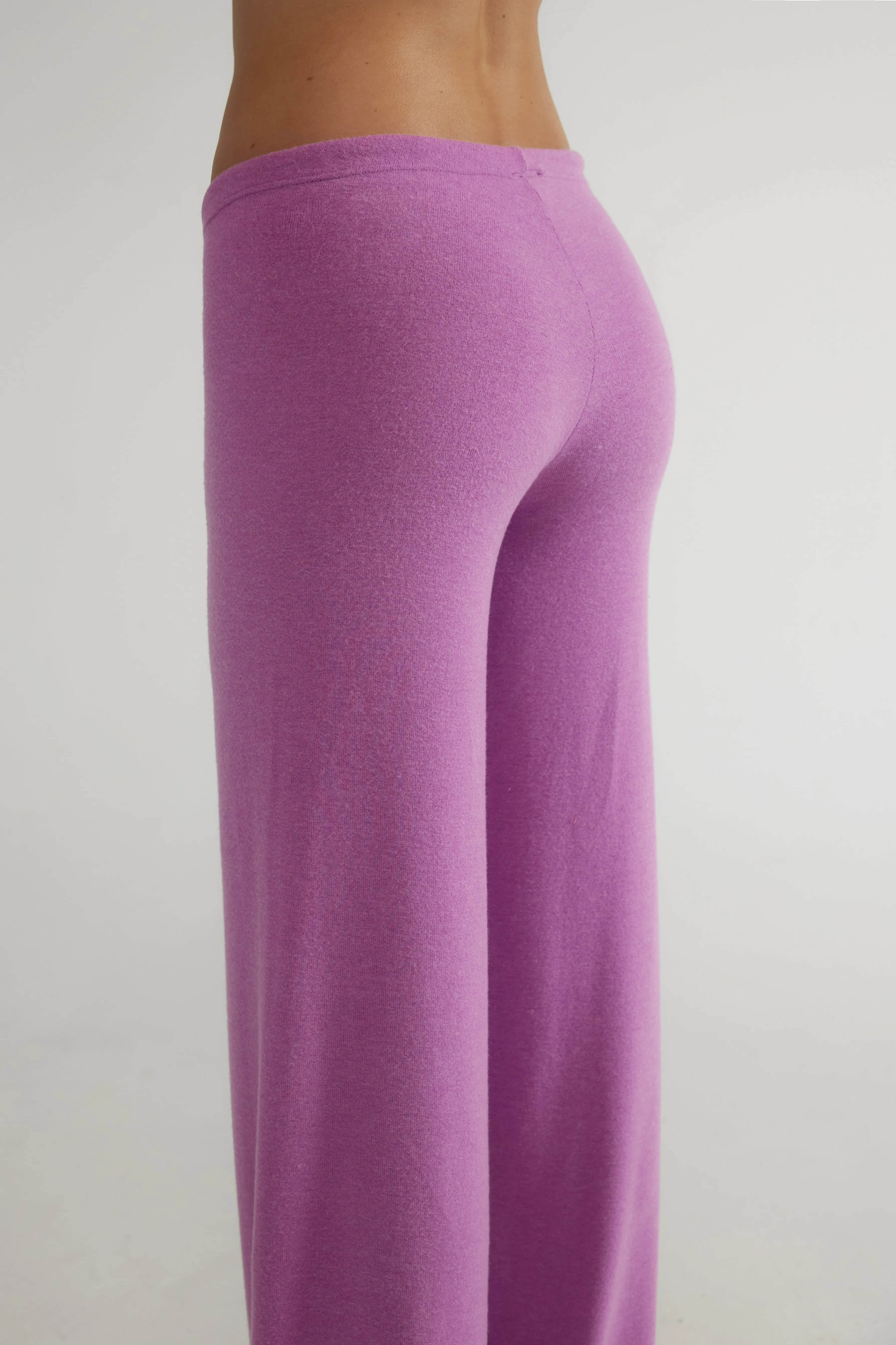 Capucine Pant sold by Tea You product image thumbnail 4