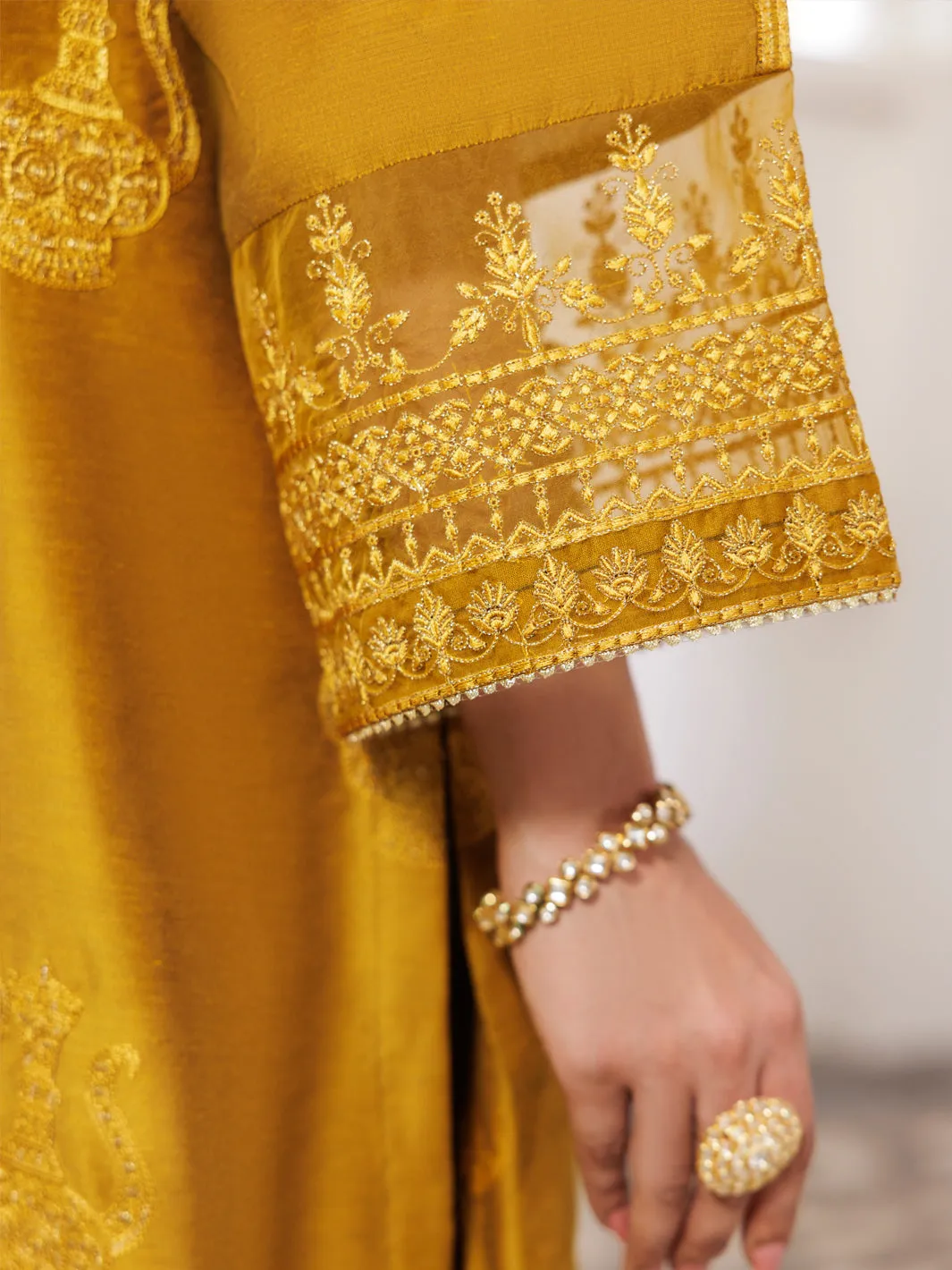 MUSTARD POLY JACQUARD 3PC STITCHED | AWP-3PS-CD-04-680/S sold by Junaid Jamshed product image thumbnail 2