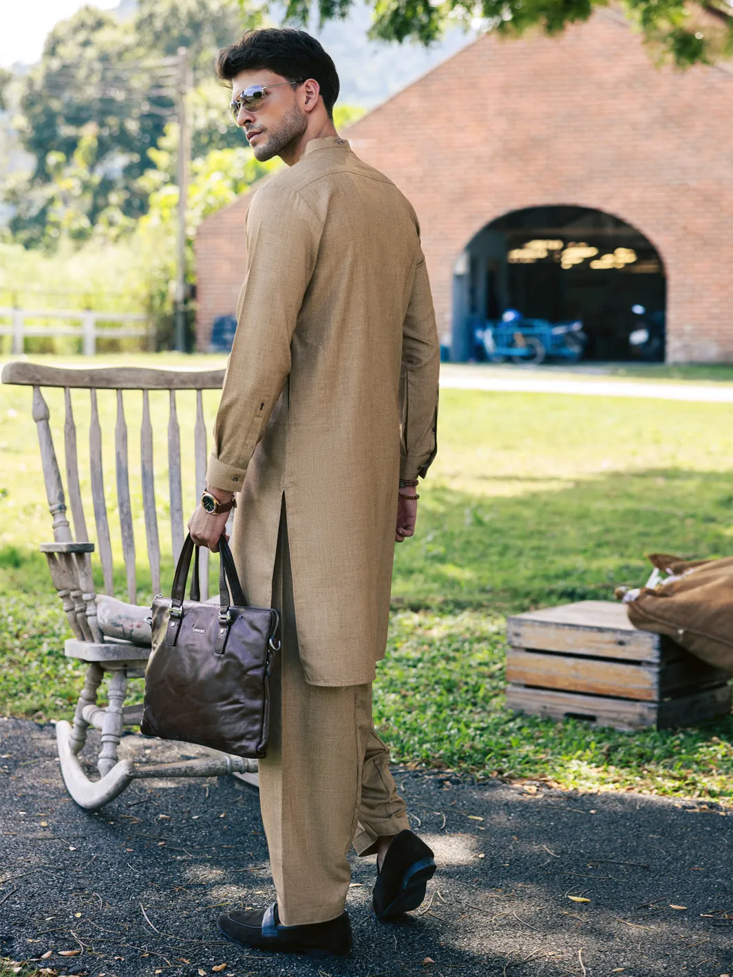 BEIGE BLENDED KAMEEZ SHALWAR | AL-KS-3154/AM-6264B sold by Junaid Jamshed product image thumbnail 3