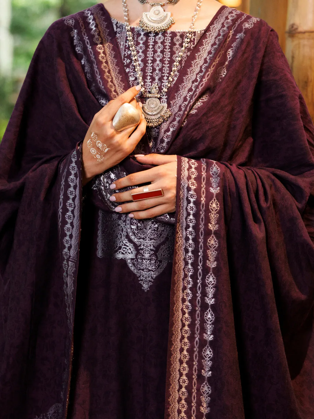 PURPLE YARN DYED JACQUARD 3PC STITCHED | ALP-3PS-2024/S FB-2024A sold by Junaid Jamshed product image thumbnail 4