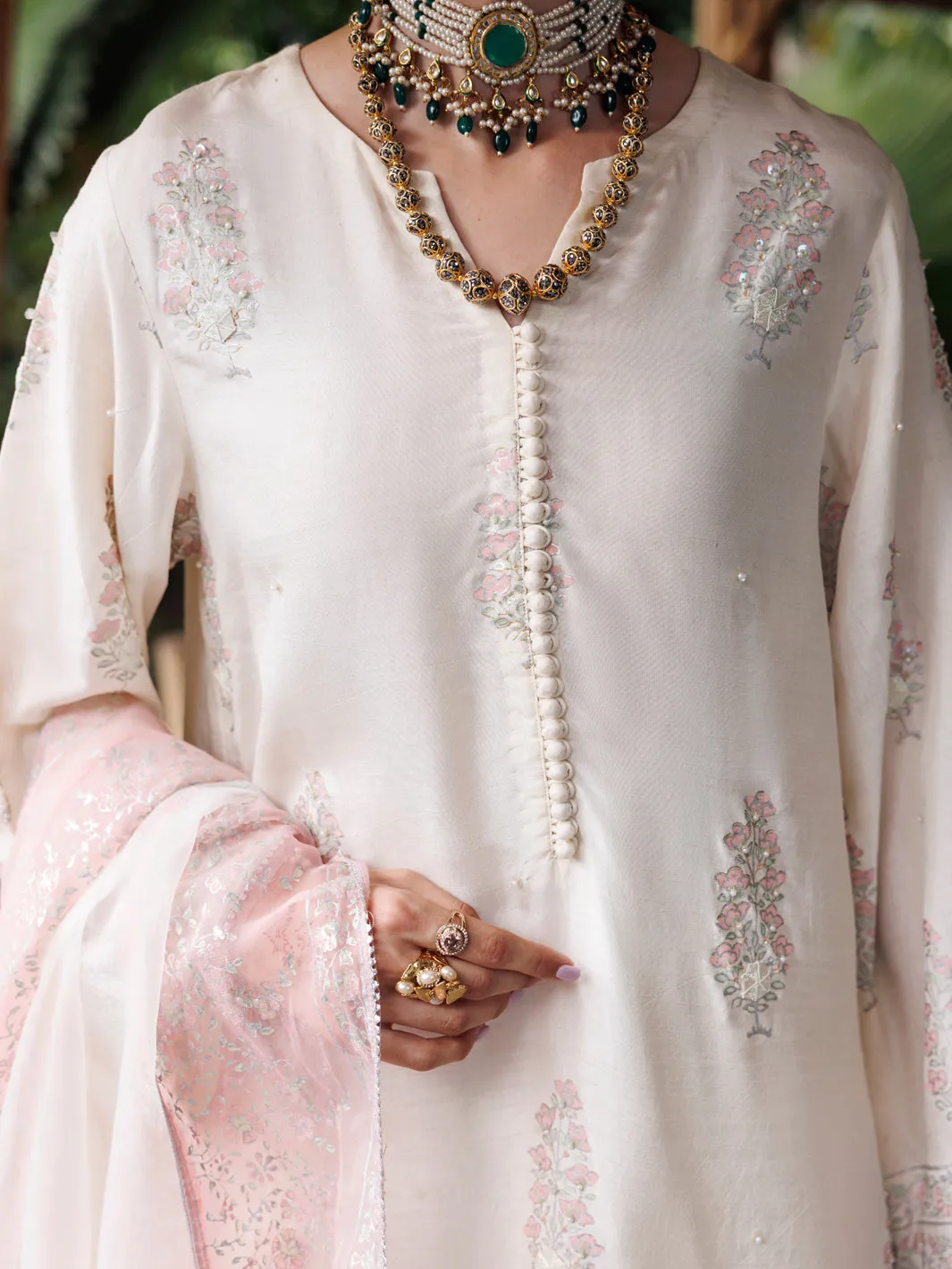 OFF WHITE MAPLE SILK 3PC STITCHED | ALP-3PS-2032/S AM-2329A sold by Junaid Jamshed product image thumbnail 3