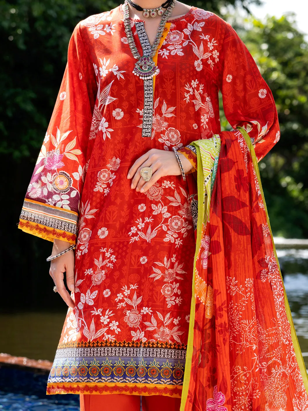 ORANGE LAWN 3PC STITCHED | ALP-3PS-2098/S FB-2098A sold by Junaid Jamshed product image thumbnail 2