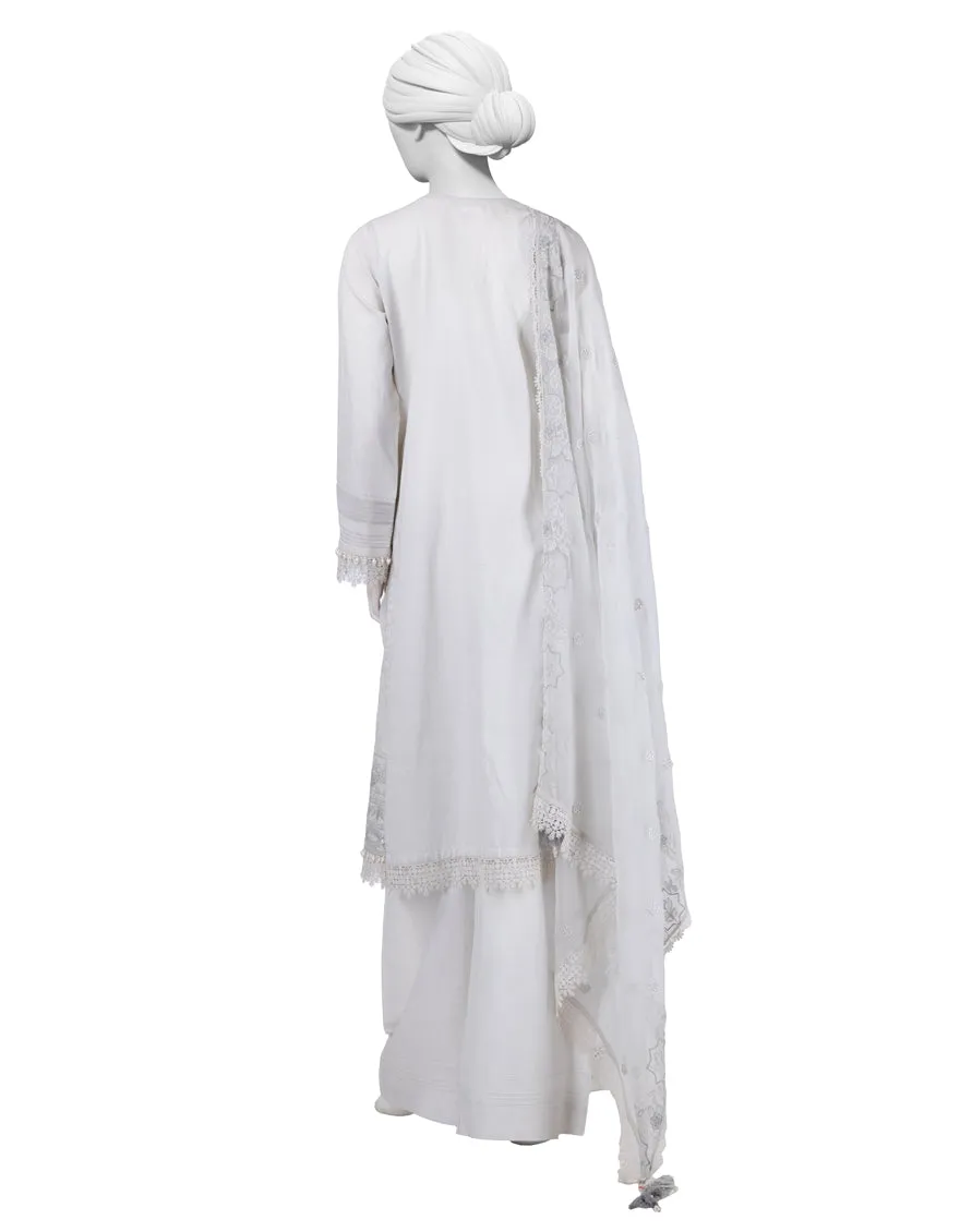 GREY LAWN 3PC STITCHED | JLAWN-S-25-828/S LUXE-B-02 sold by Junaid Jamshed product image thumbnail 2