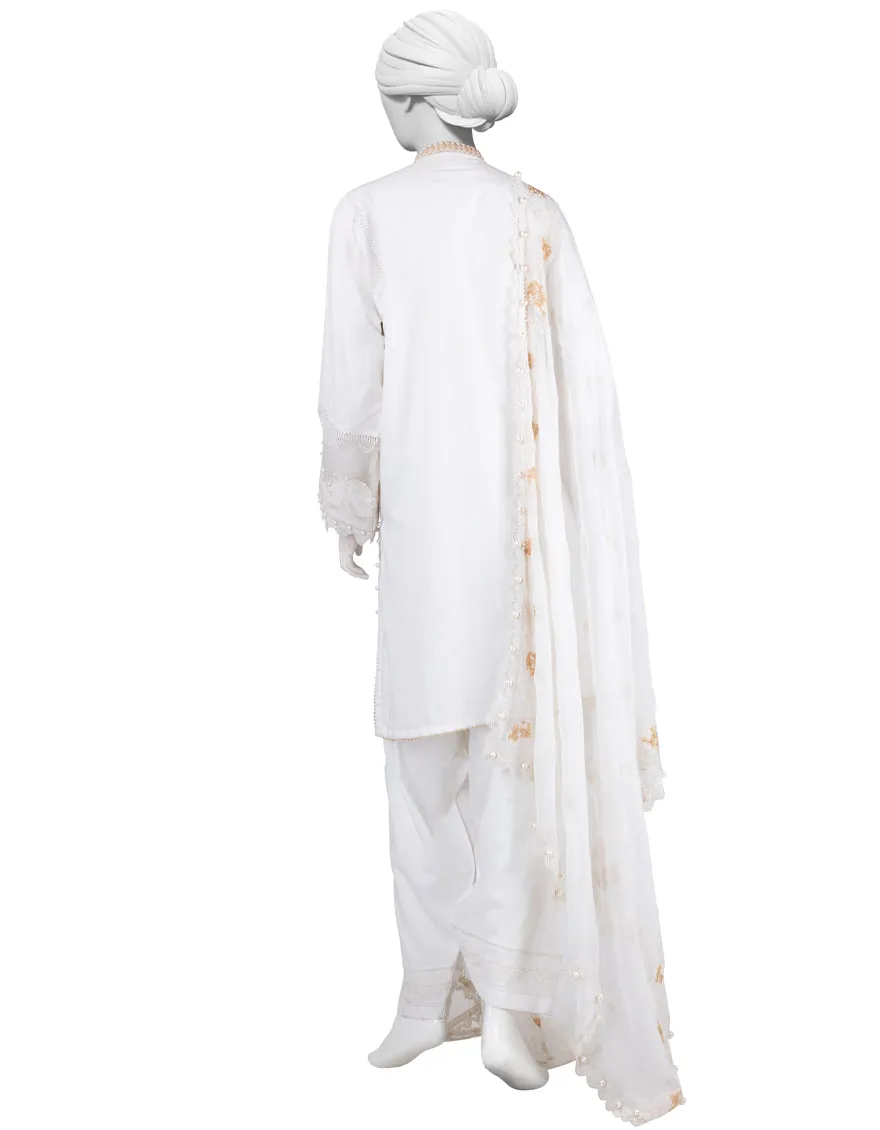 WHITE LAWN 3PC STITCHED | JLAWN-S-25-831/S LUXE-B-05 sold by Junaid Jamshed product image thumbnail 2