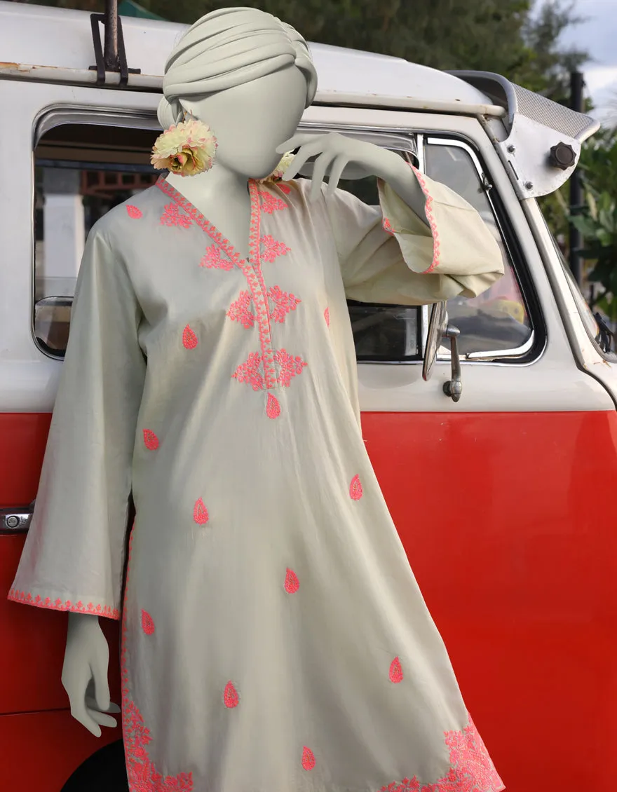 GREEN LAWN KURTI | JJLK-JSS-CD-05-351 sold by Junaid Jamshed product image thumbnail 2