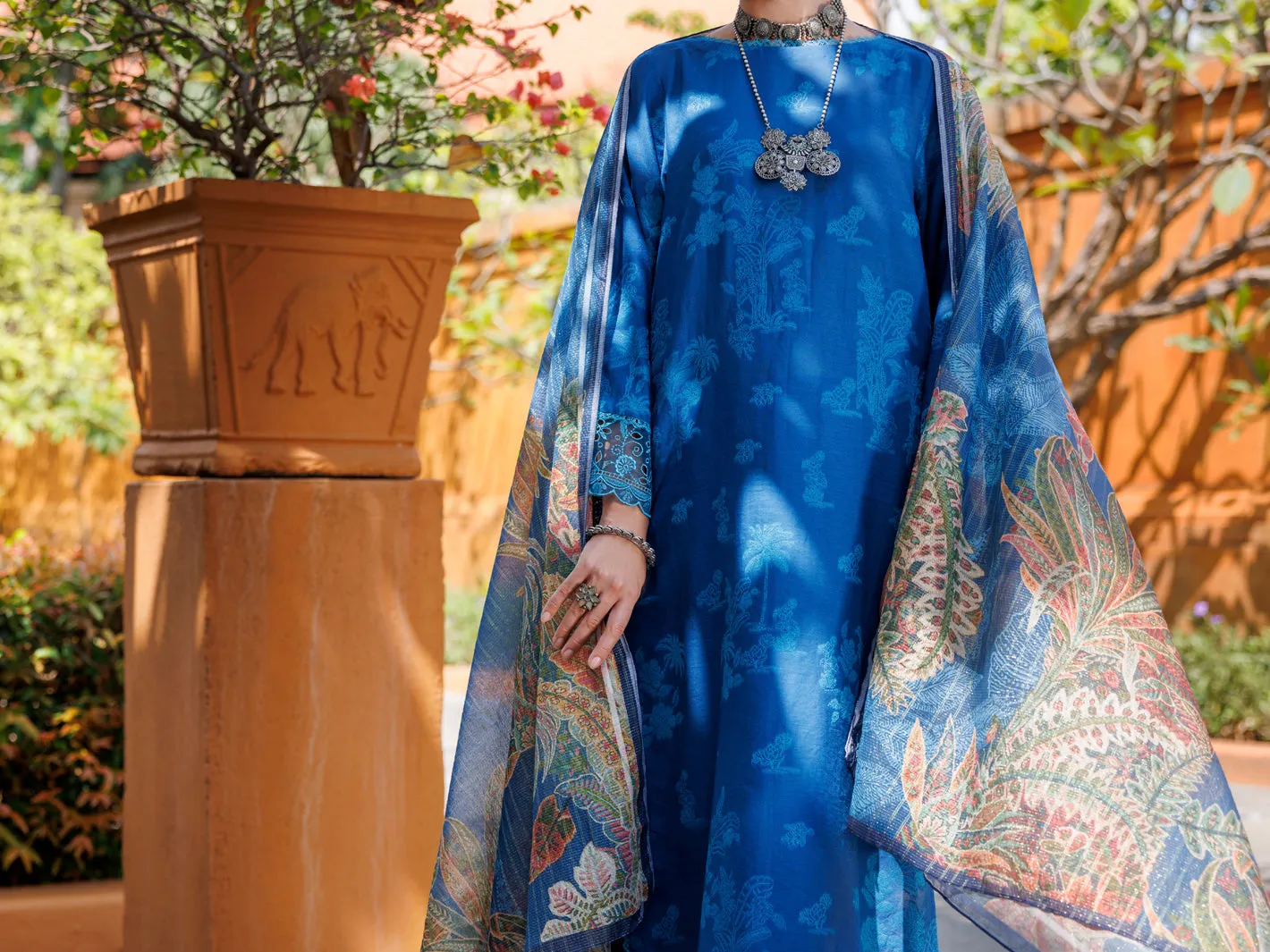BLUE JACQUARD 3PC UNSTITCHED | ALP-3PS-2011 FB-2011A sold by Junaid Jamshed product image thumbnail 4