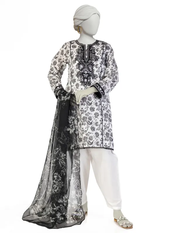 WHITE LAWN 3PC STITCHED | JLAWN-S-25-132/S GARDEN DELIGHT-04 sold by Junaid Jamshed