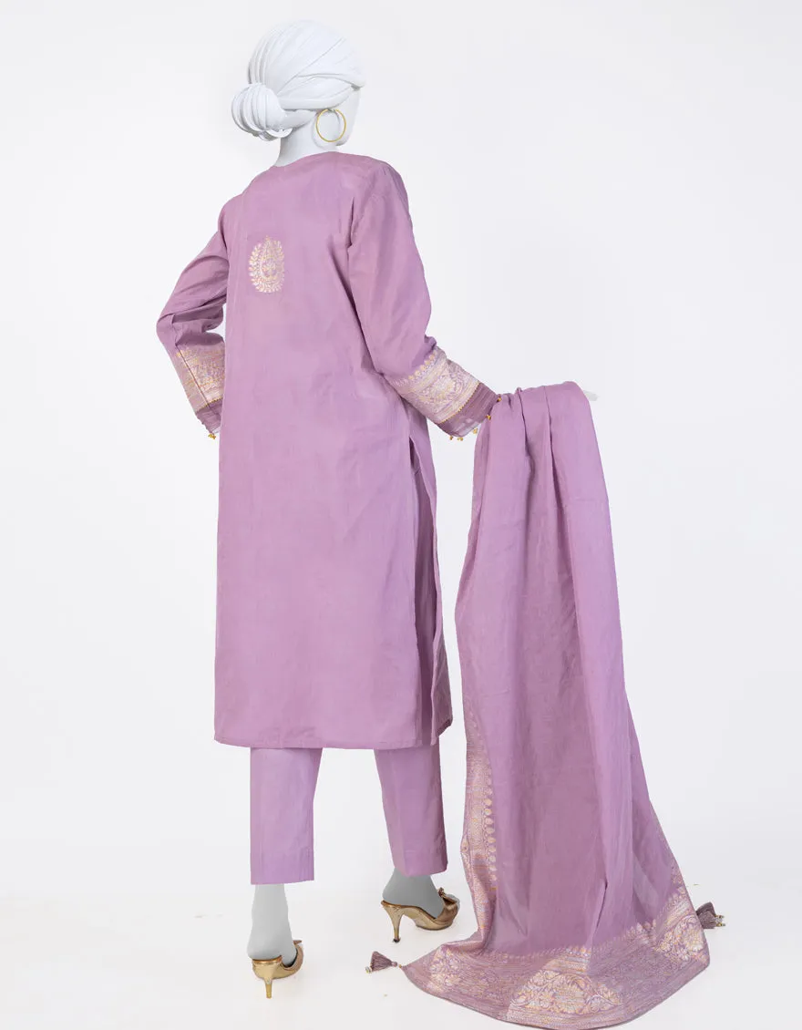 PURPLE JACQUARD 3PC STITCHED | JLAWN-S-25-846/S CLASSICAL REFLECTION-02 sold by Junaid Jamshed product image thumbnail 2