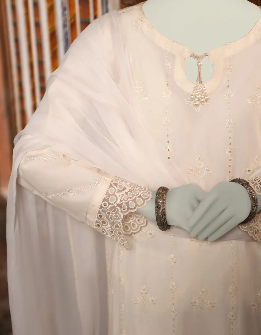 WHITE LAWN 3PC STITCHED | JLAWN-S-25-048/S SCHIFFLI-6 sold by Junaid Jamshed product image thumbnail 3