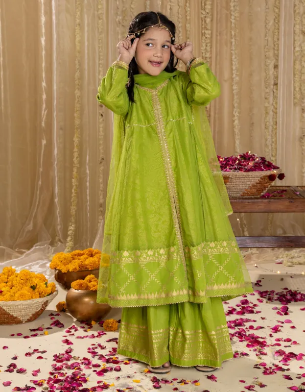 GREEN SILK 3PC STITCHED | JGK-S-JGP-25-1521 FB/RAZZLE DAZZLE-03 sold by Junaid Jamshed