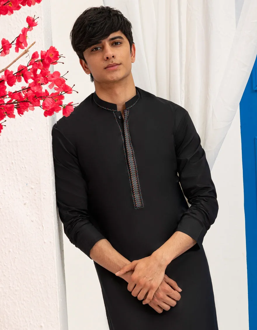 BLACK COTTON KURTA | JTK-A-46593/S25/JJ9777-SF sold by Junaid Jamshed product image thumbnail 3
