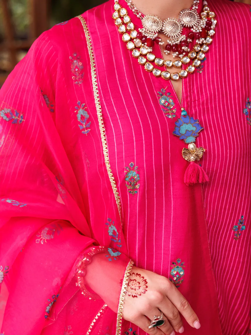 PINK MAPLE SILK 3PC STITCHED | ALP-3PS-2033/S AM-2329A sold by Junaid Jamshed product image thumbnail 3