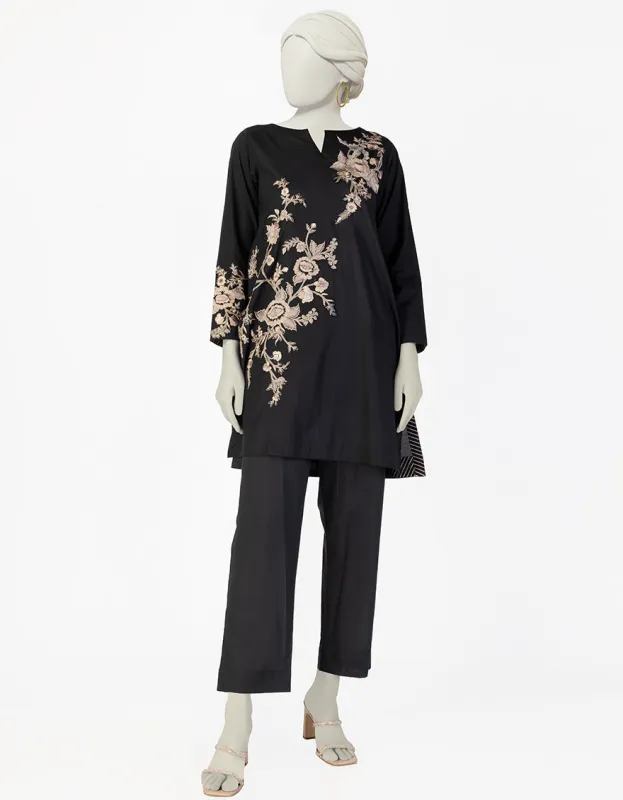 BLACK LAWN KURTI | JJLK-S-JSS-25-374 FB sold by Junaid Jamshed