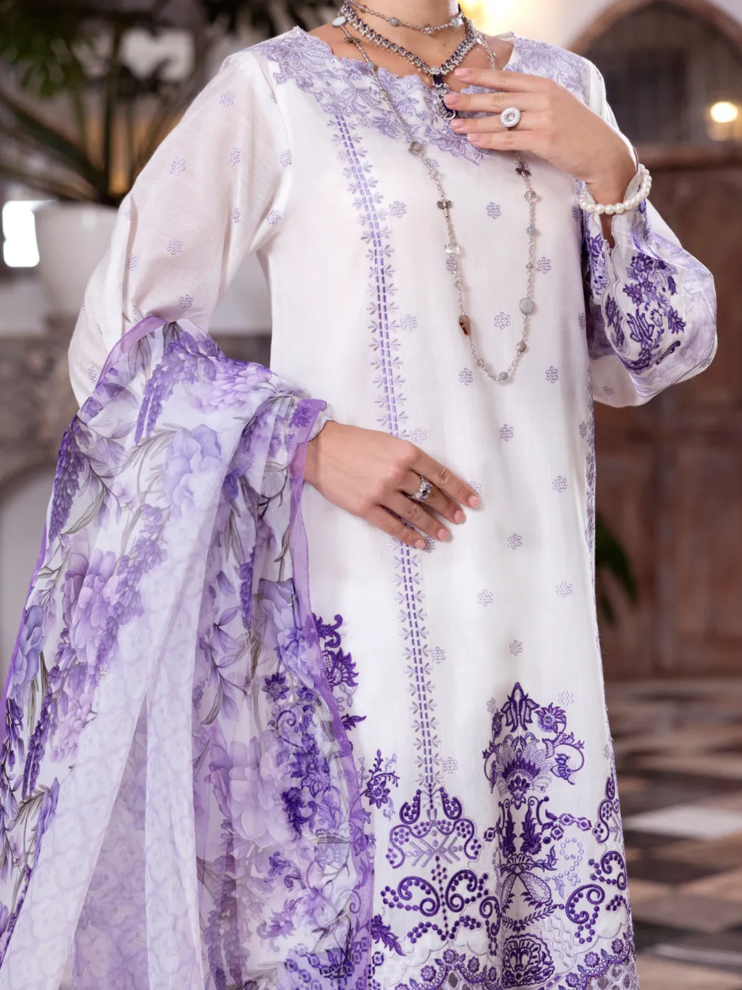 WHITE PAPER COTTON 3PC STITCHED | ALP-3PS-2056/S AM-31 sold by Junaid Jamshed product image thumbnail 3