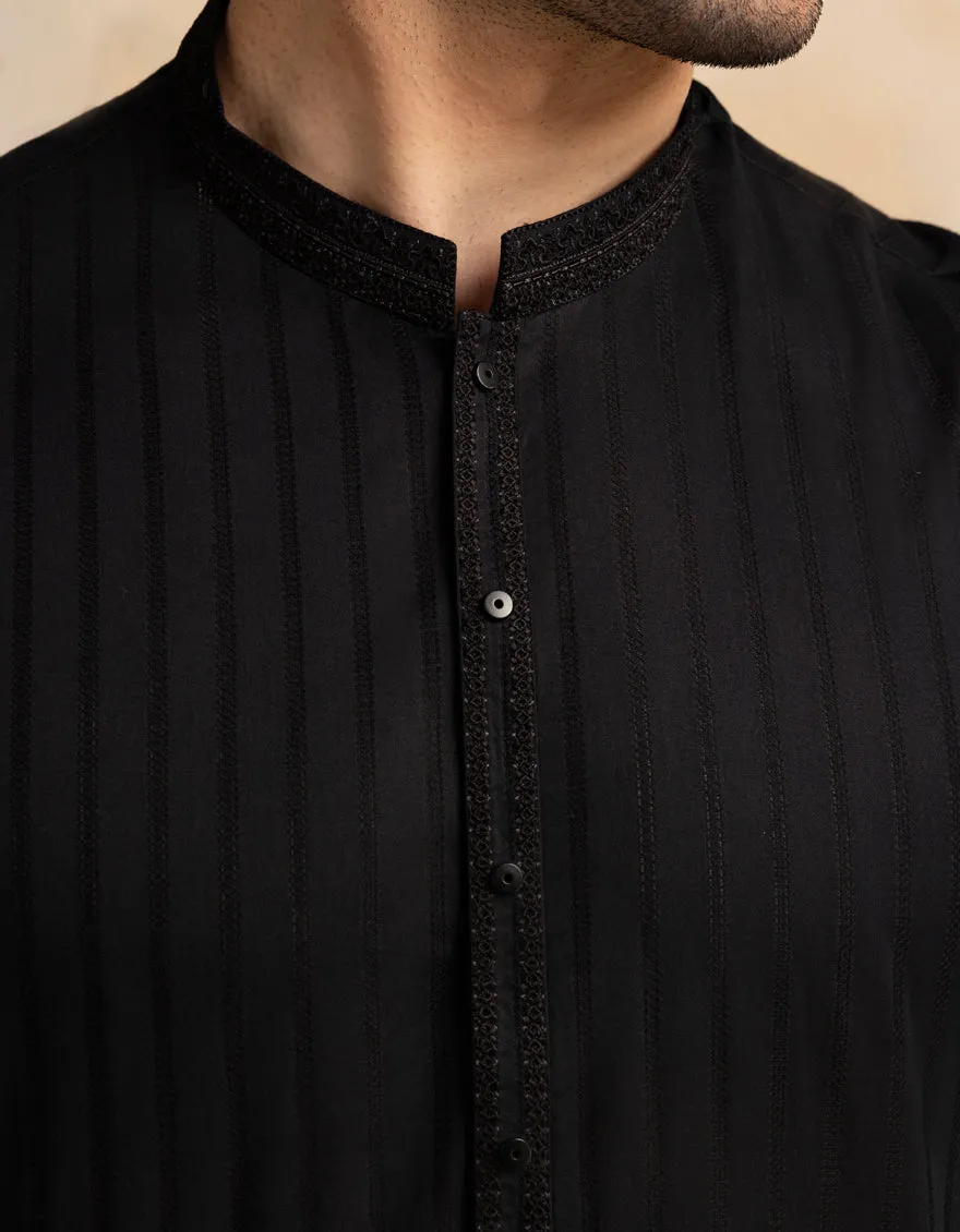 BLACK BLENDED KURTA | JJK-S-33294/S25/JJ99 sold by Junaid Jamshed product image thumbnail 4