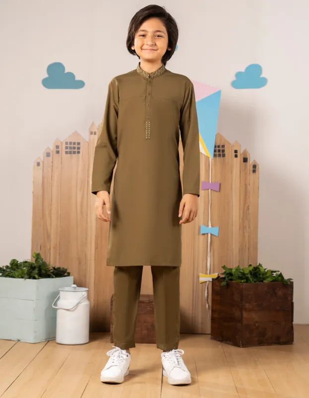 OLIVE GREEN BLENDED KURTA TROUSERS | JCKP-A-39260/S25/JJ1 sold by Junaid Jamshed