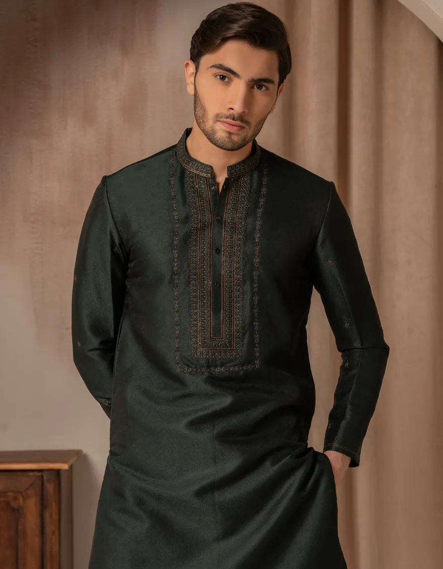 EMERALD GREEN BLENDED SPECIAL KURTA | JJK-SP-A-50269/S25/JJ10162-FL sold by Junaid Jamshed product image thumbnail 2