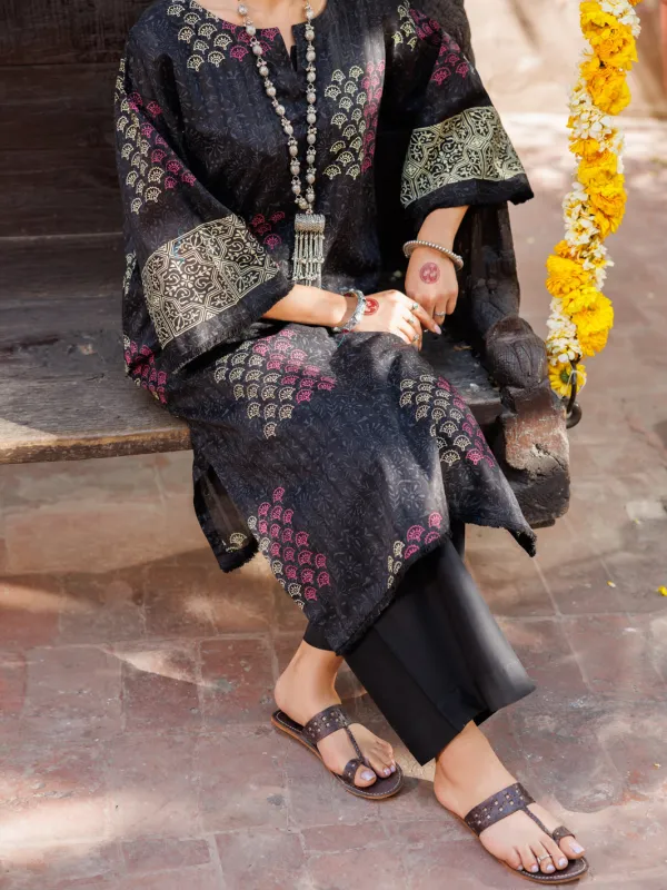 BLACK DOBBY KURTI | AL-LK-1059/FB-1059A sold by Junaid Jamshed