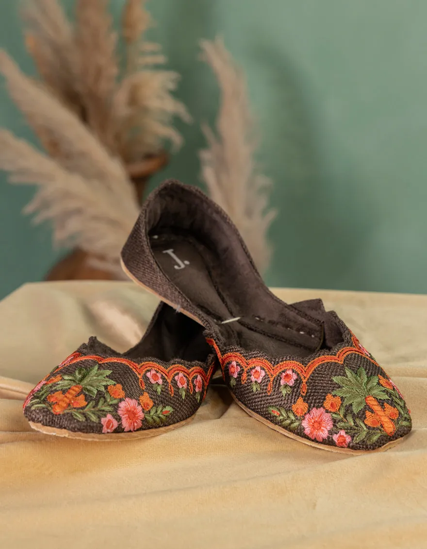 BROWN JUTE KHUSSA | JJ-LKH-25-355 FB/JUTE sold by Junaid Jamshed