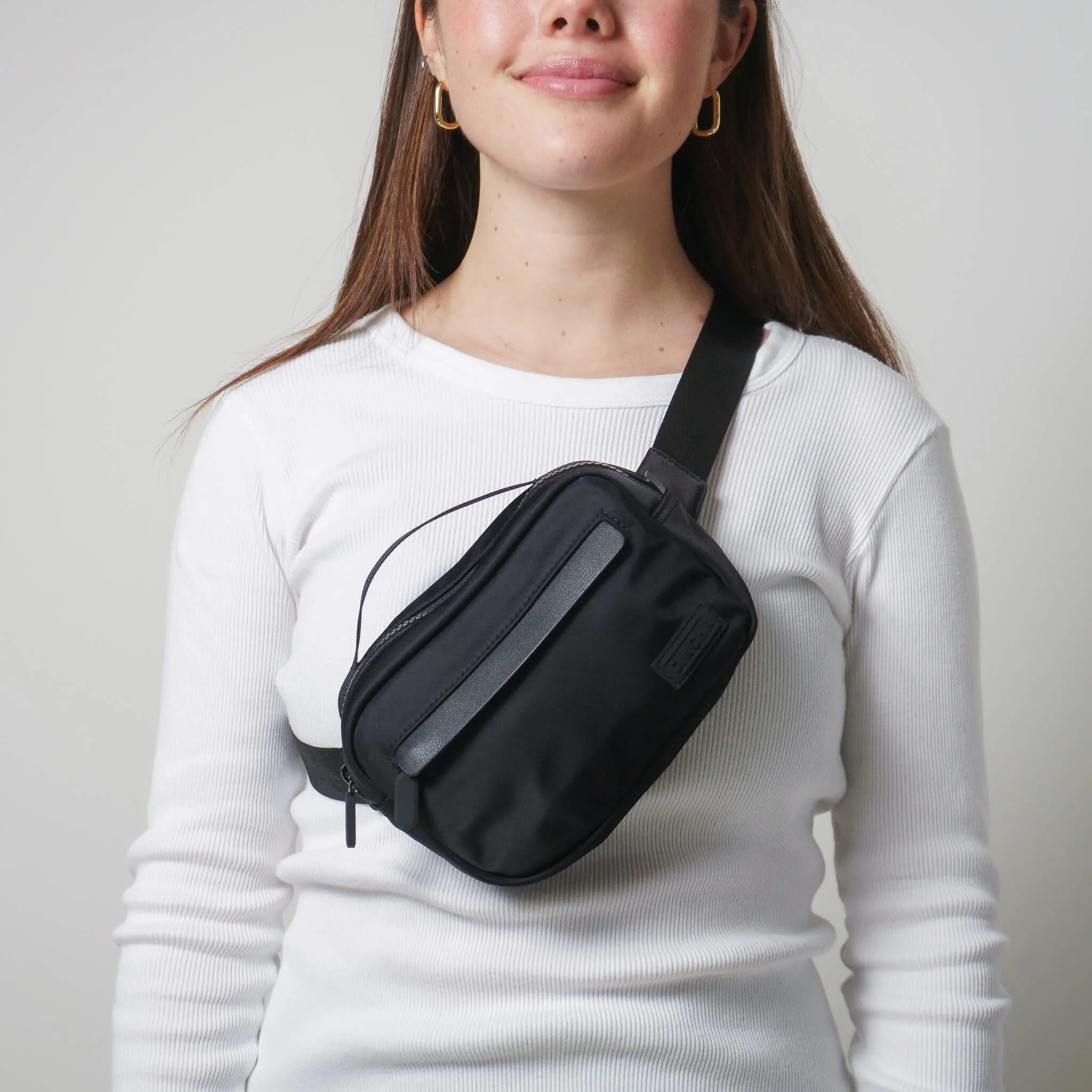 Travel Belt Bag - Jet sold by Cincha Travel