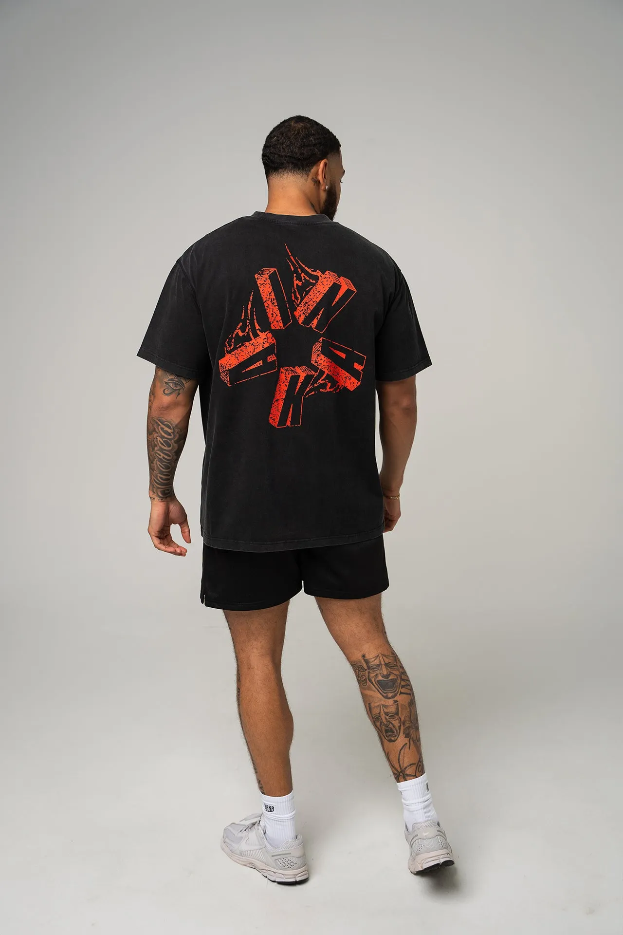 FLAME TEE - VINTAGE/RED sold by Inaka power product image thumbnail 5