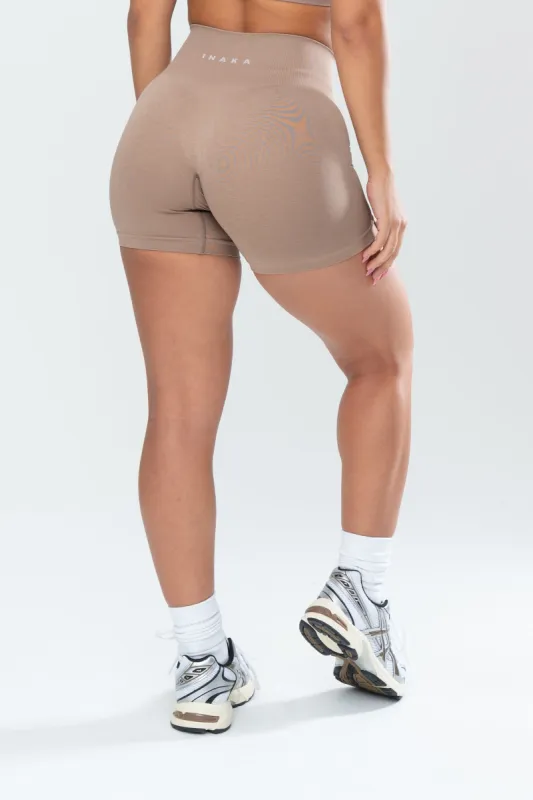 STELLA SEAMLESS SHORTS - OAK sold by Inaka power
