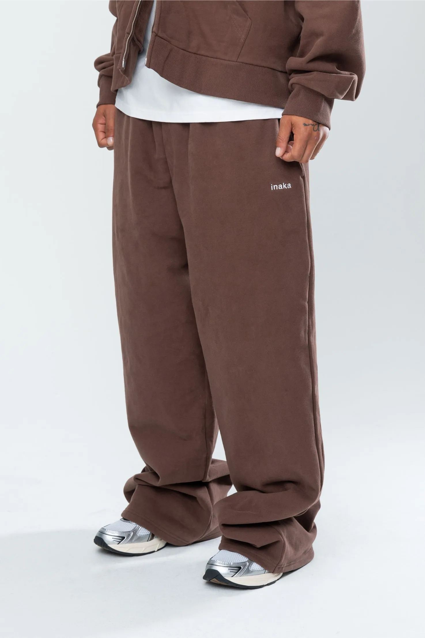 BASICS BAGGY SWEATS - ESPRESSO sold by Inaka power product image thumbnail 4