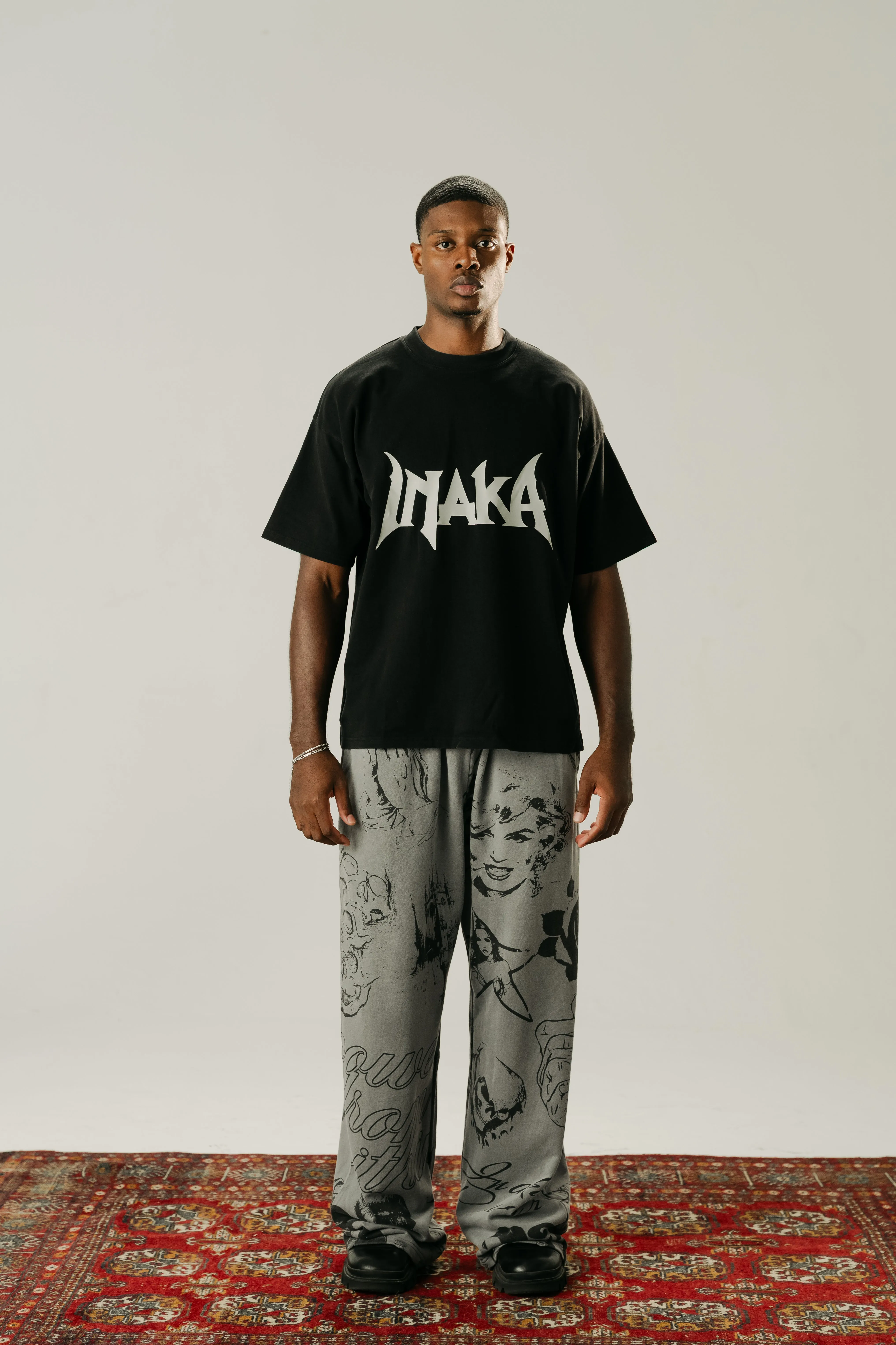 GHOST SKULL BAGGY SWEATS sold by Inaka power