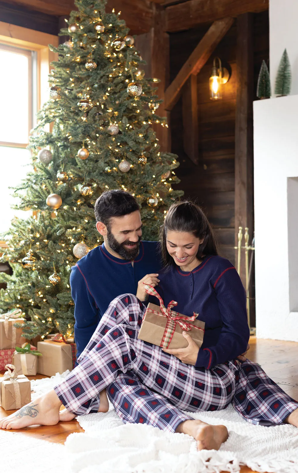 Snowfall Plaid Flannel Matching Couples Pajamas sold by Pajamagram product image thumbnail 4