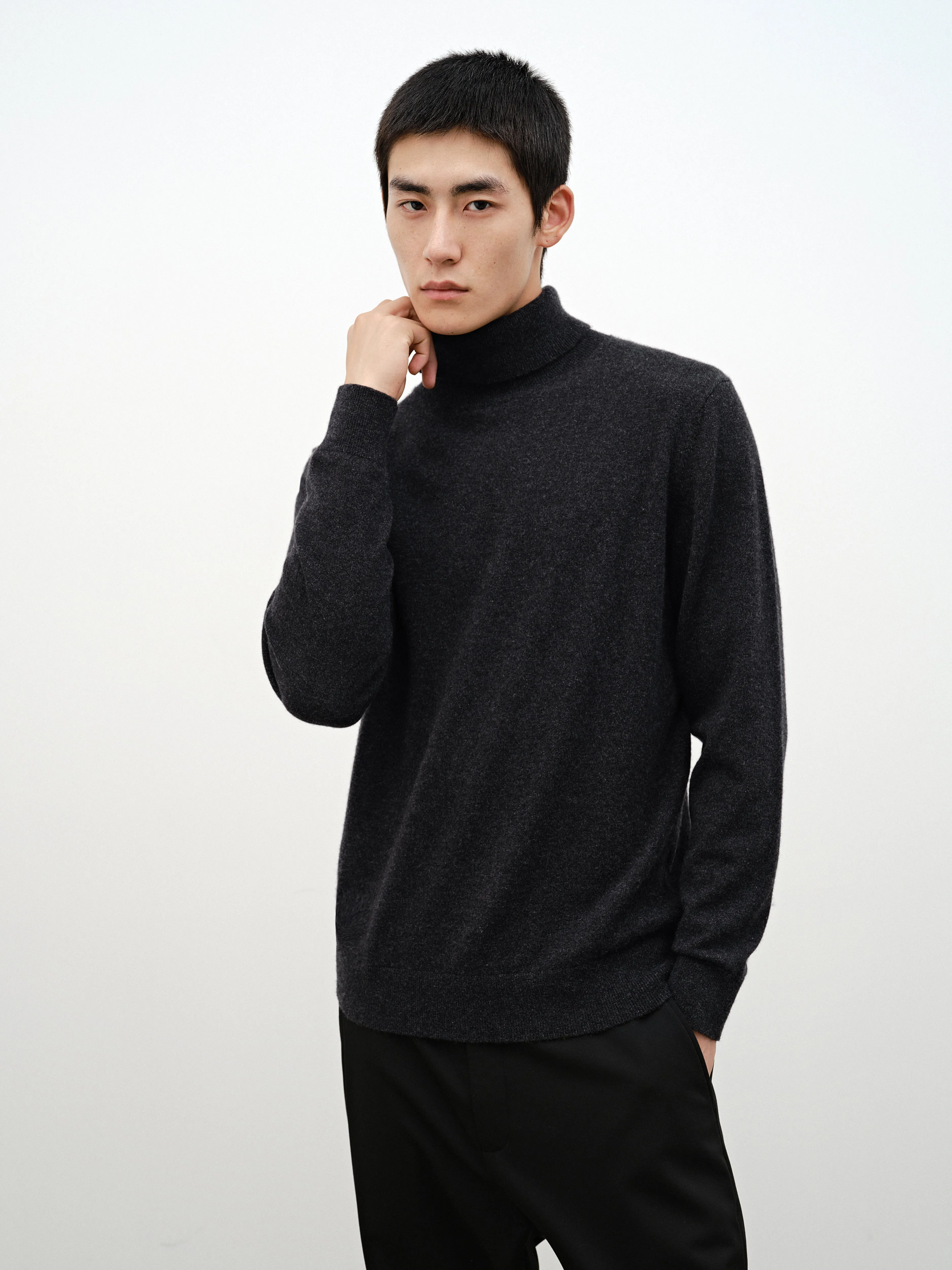 Men's Turtleneck Cashmere Pullover sold by PEACEBIRD product image thumbnail 2