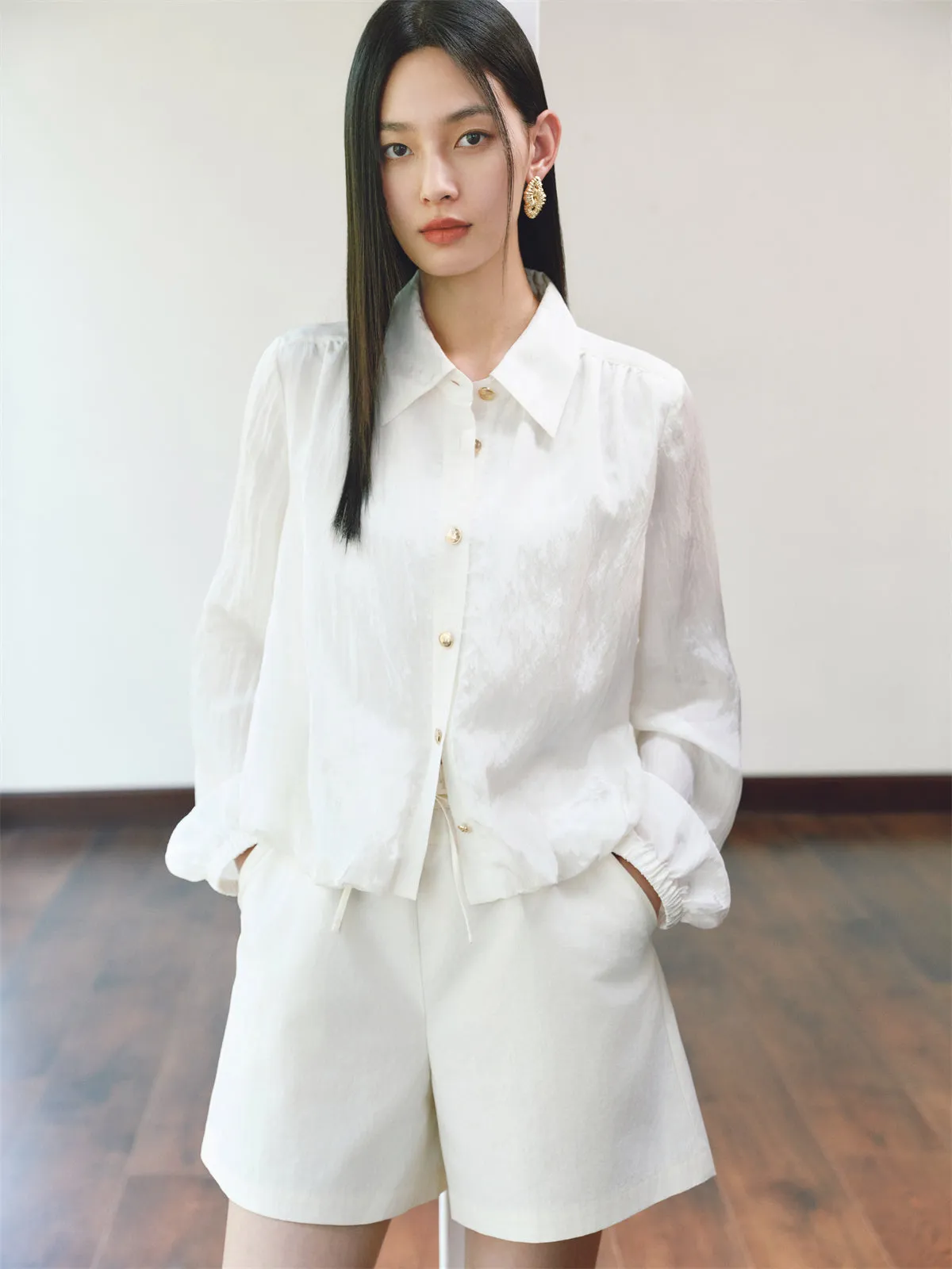 Women's Glossy Textured Cropped Collar Jacket sold by PEACEBIRD product image thumbnail 2