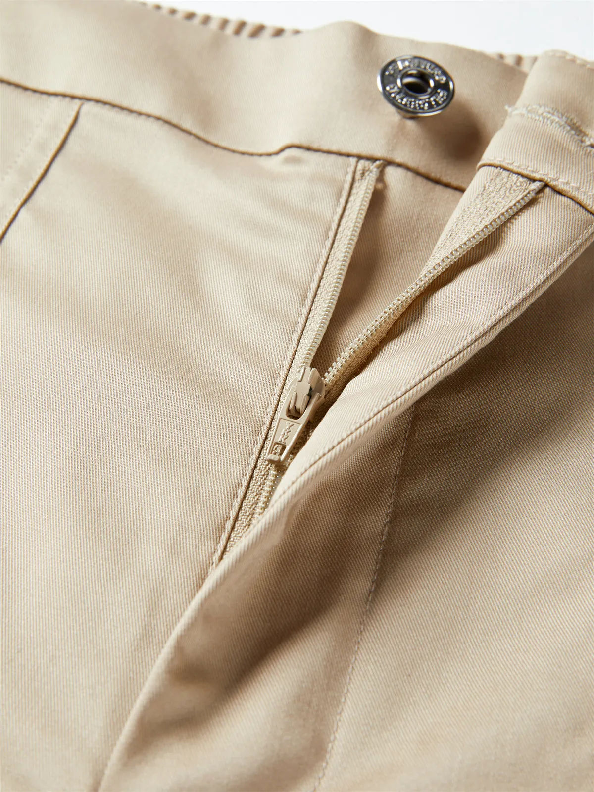 Women's Pleated Utility Banana Pants sold by PEACEBIRD product image thumbnail 5