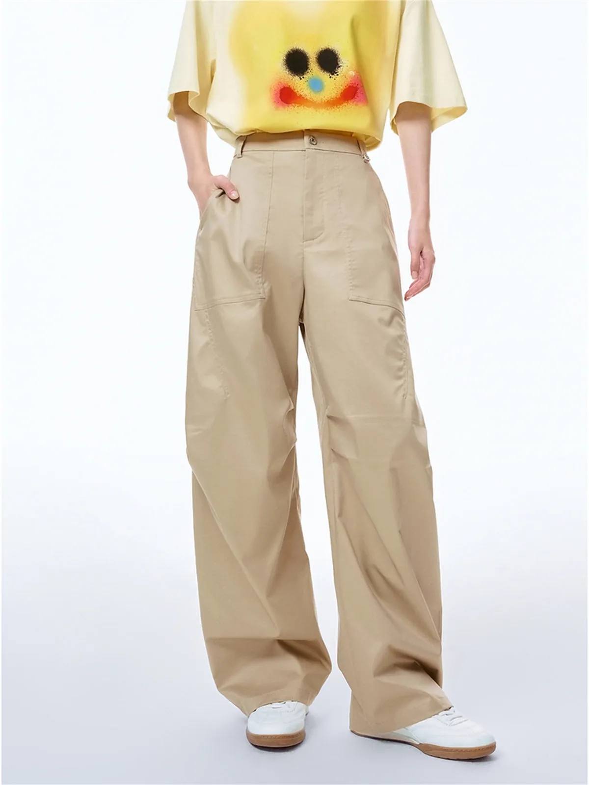 Women's Pleated Utility Banana Pants sold by PEACEBIRD product image thumbnail 2