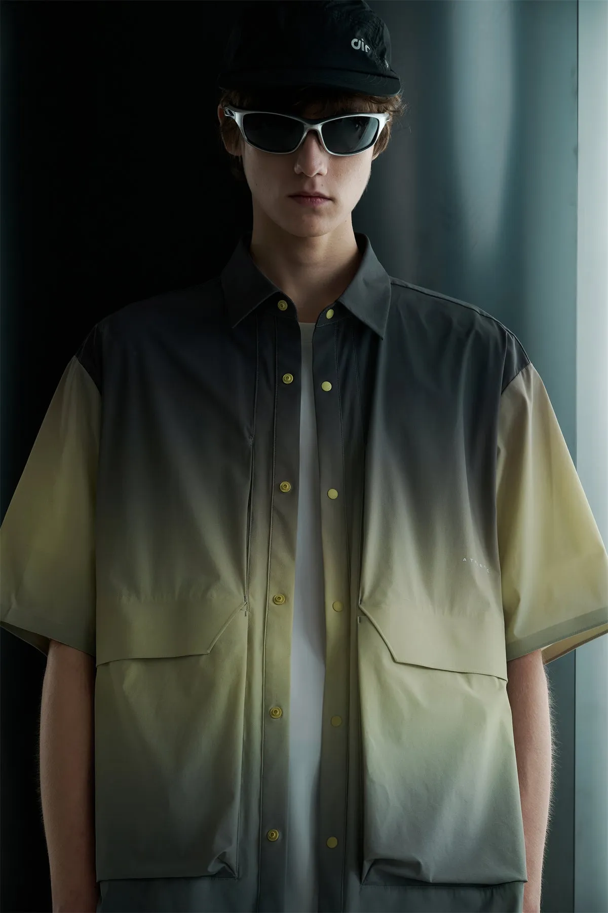 Men's Gradient Utility Short-Sleeve Shirt sold by PEACEBIRD product image thumbnail 2